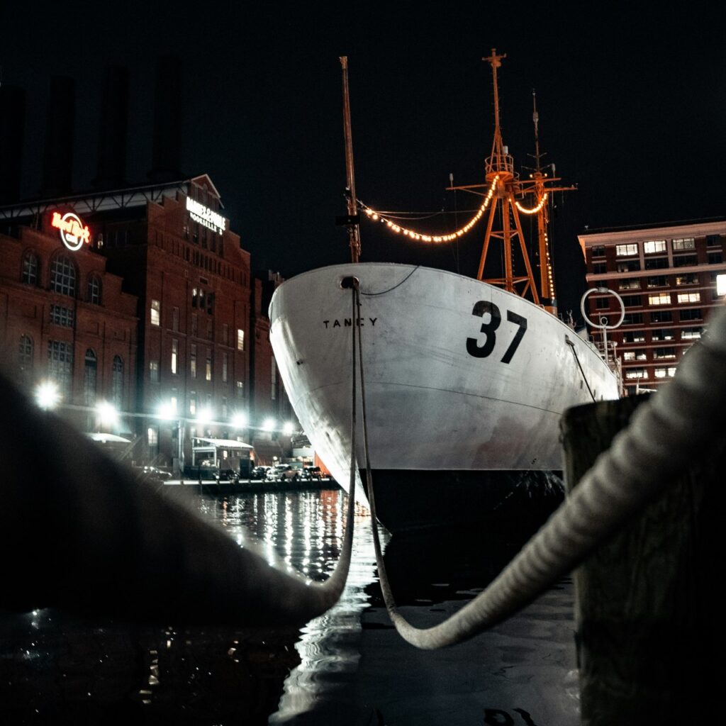 boat-baltimore-bridge-collpse